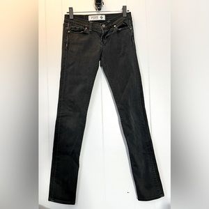 PINK Victoria’s Secret // Black Skinny Jeans, 0r